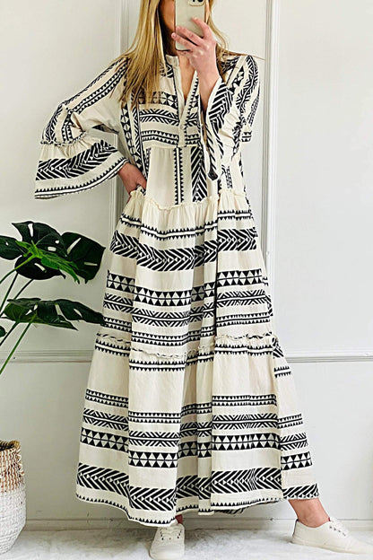 Effortlessly Elegant Dress with a Timeless Design