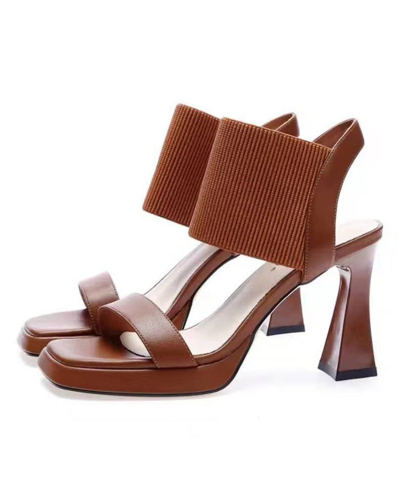 Classic Vintage Heels with a Flattering Fit
