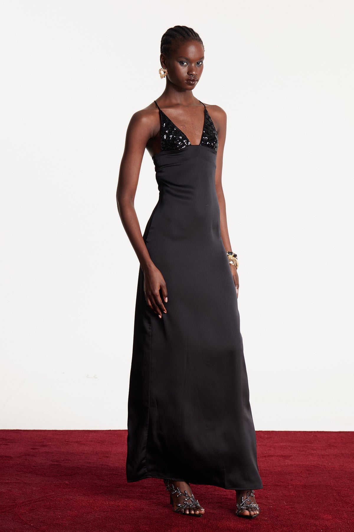 Classic Vintage Dress with a Flattering Fit