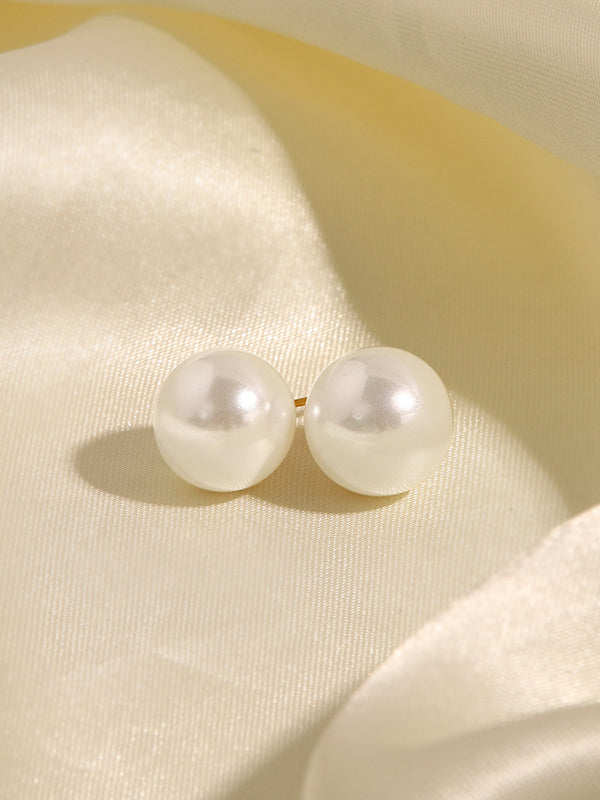 Sophisticated Garment with a Clean Classic Look