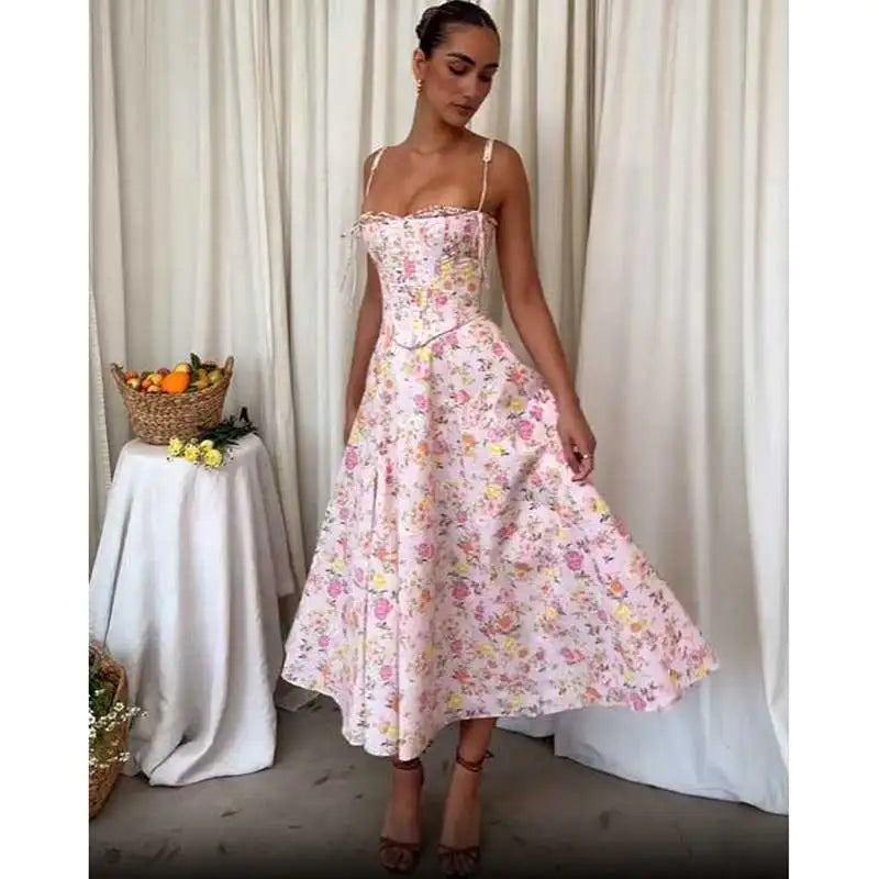 Gracefully Styled Dress for Any Occasion