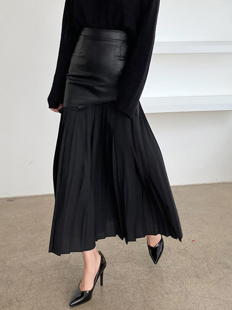 Effortlessly Elegant Garment with a Timeless Design