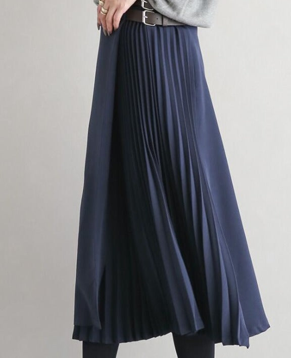 Gracefully Styled Garment for Any Occasion