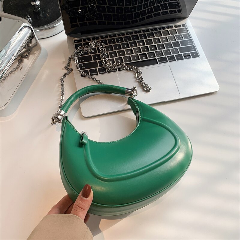 Elegantly Styled Bag for Everyday Wear