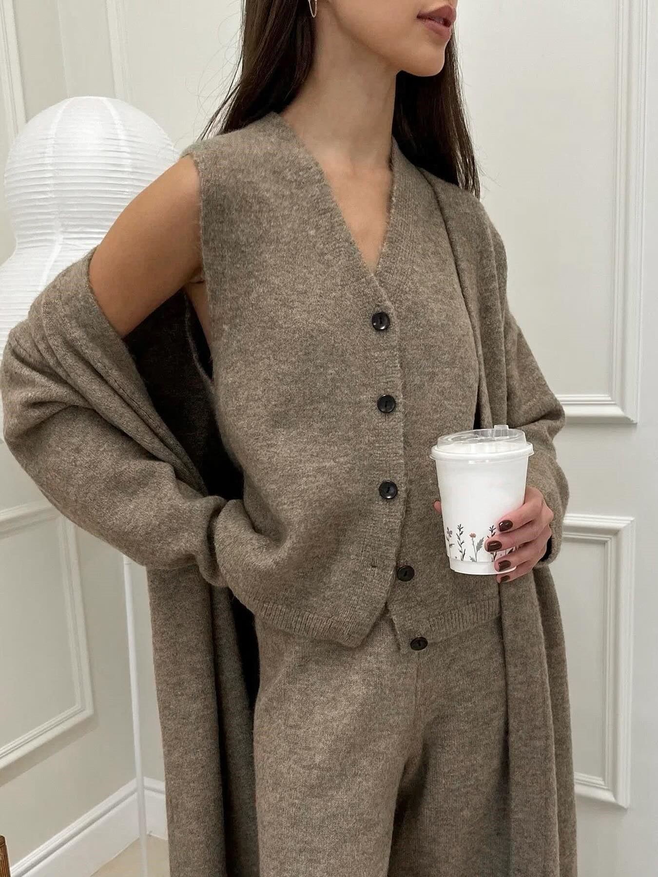 Beautifully Finished Garment in a Timeless Design