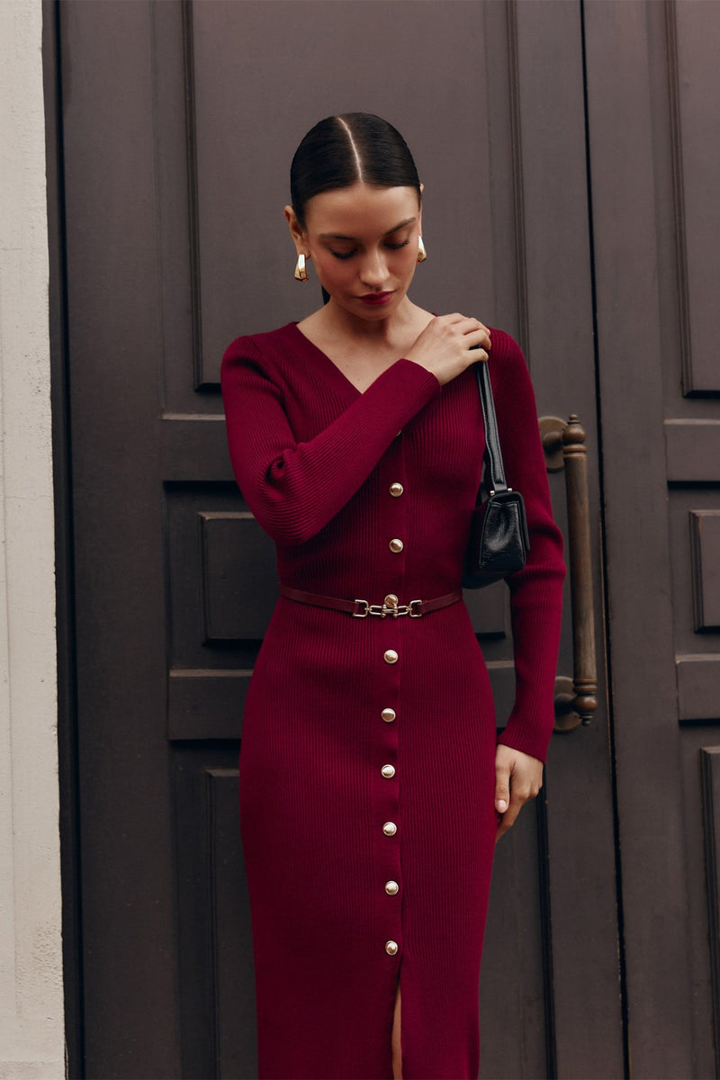 A Vintage Style Dress with Delicate Timeless Details
