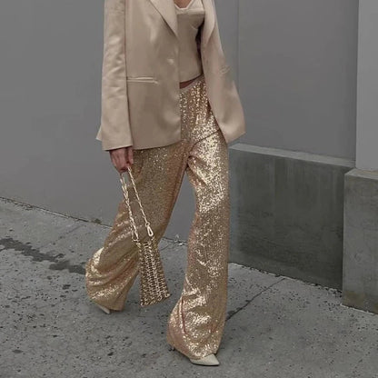 Classic Vintage Pants with a Flattering Fit