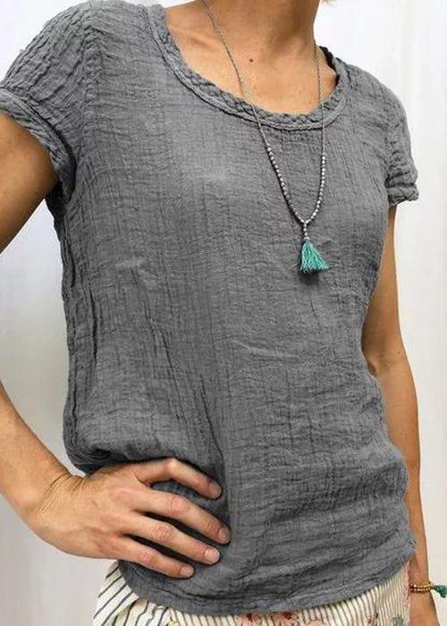 Classic Vintage Shirt with a Flattering Fit