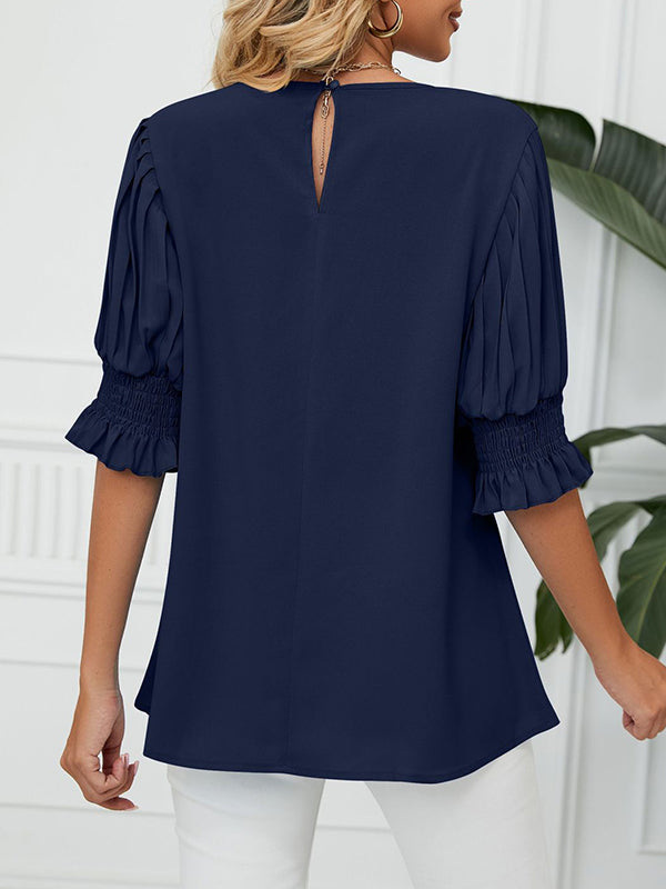 Beautifully Finished T-Shirt in a Timeless Design