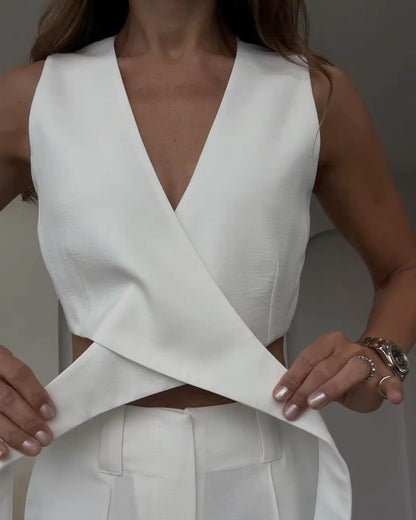 Elegantly Styled Pants for Everyday Wear