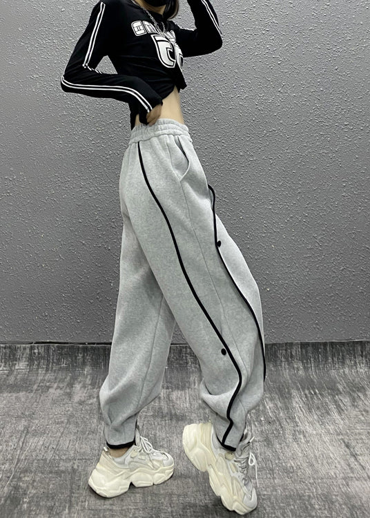 Well Tailored Pants with a Graceful Silhouette