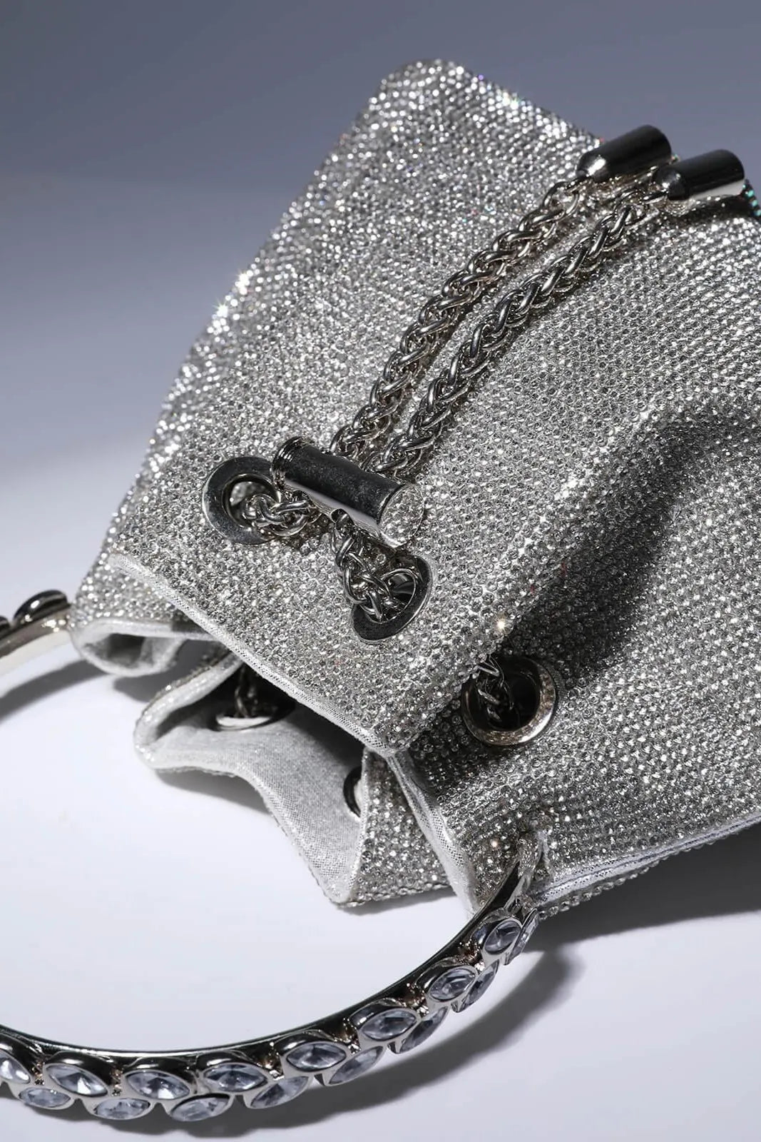 Beautifully Finished Bag in a Timeless Design