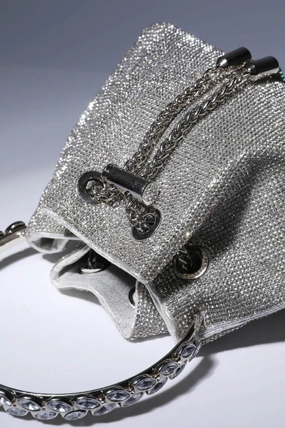 Beautifully Finished Bag in a Timeless Design