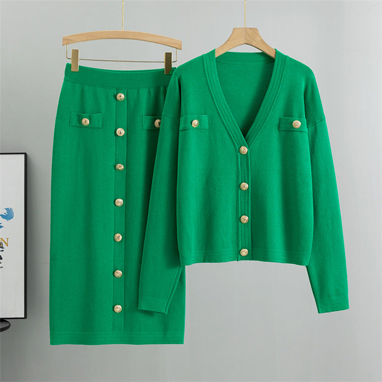 Effortlessly Elegant Cardigan with a Timeless Design
