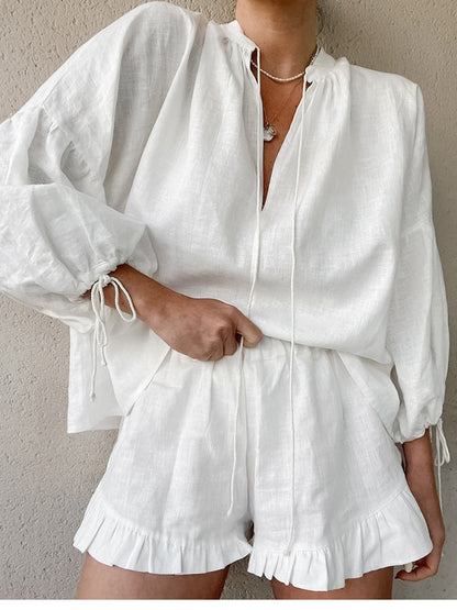 Effortlessly Elegant Garment with a Timeless Design