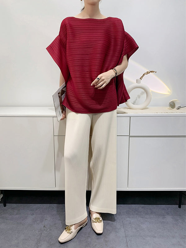 Well Tailored T-Shirt with a Graceful Silhouette