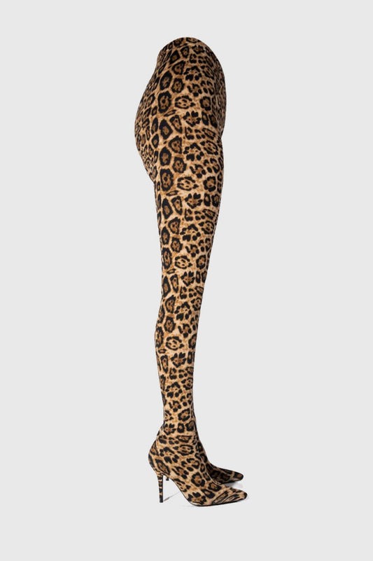 A Vintage Style Boots with Delicate Timeless Details