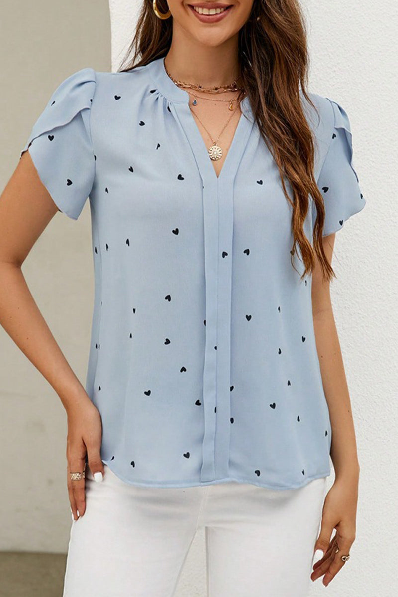 A Vintage Style Top with Delicate Timeless Details