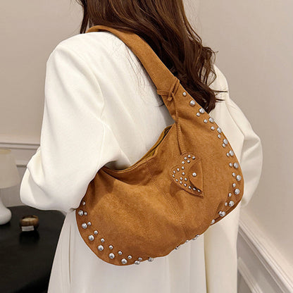 A Vintage Style Bag with Delicate Timeless Details