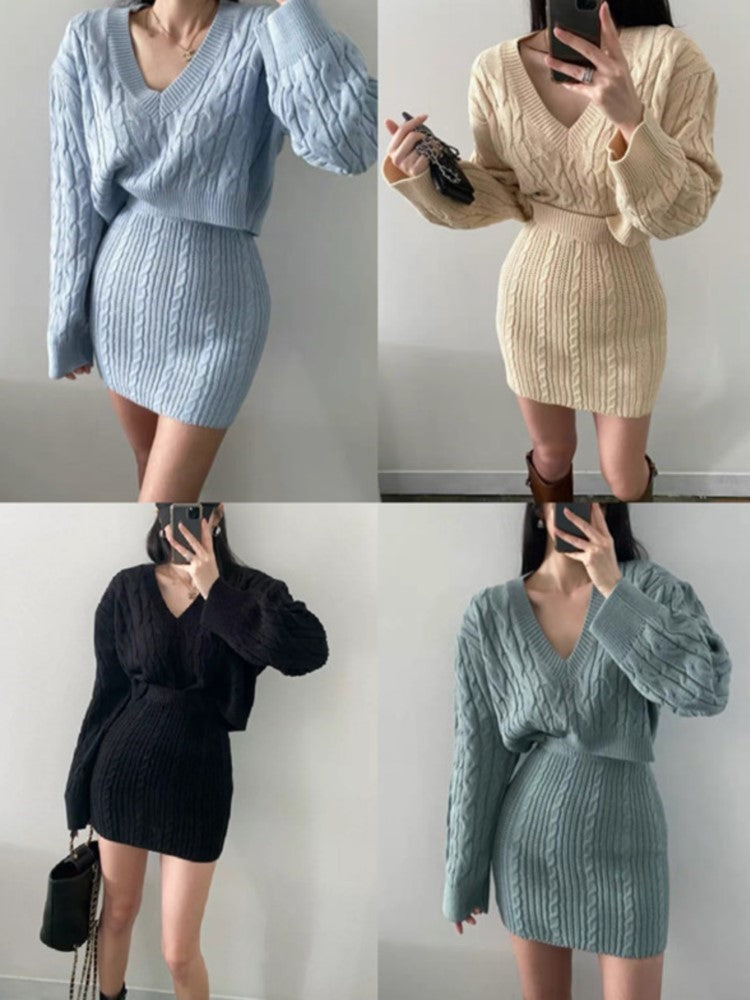 Classic Vintage Sweater with a Flattering Fit