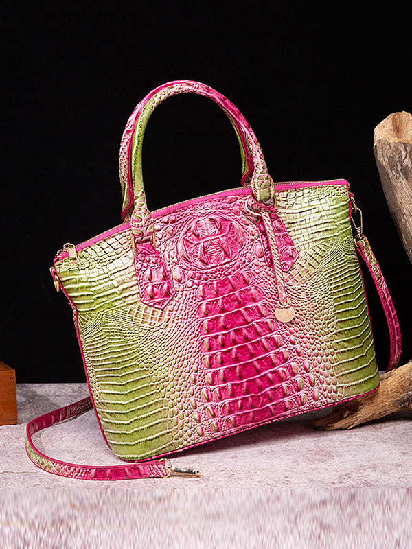 Gracefully Styled Bag for Any Occasion
