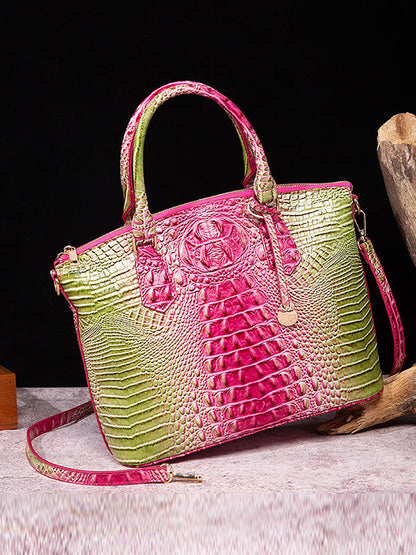Gracefully Styled Bag for Any Occasion