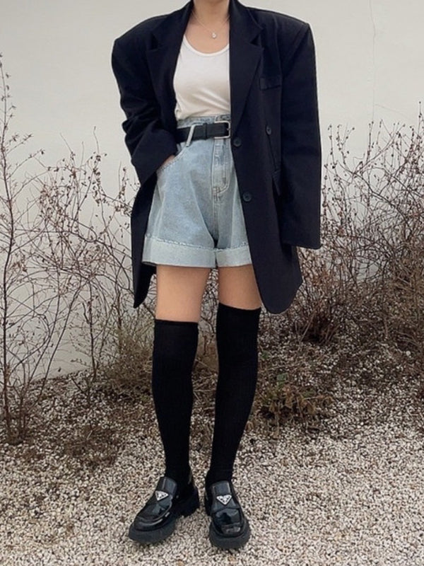 Well Tailored Garment with a Graceful Silhouette
