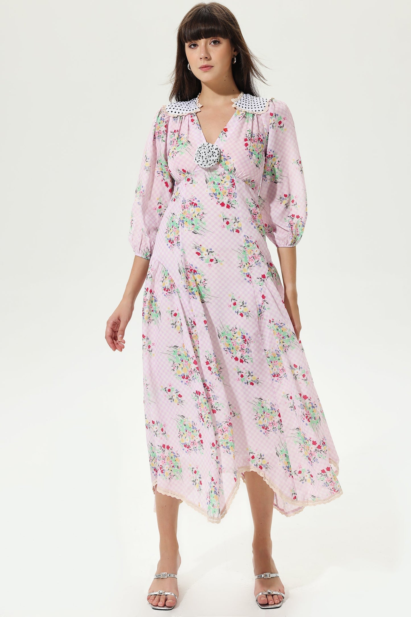Classic Vintage Dress with a Flattering Fit