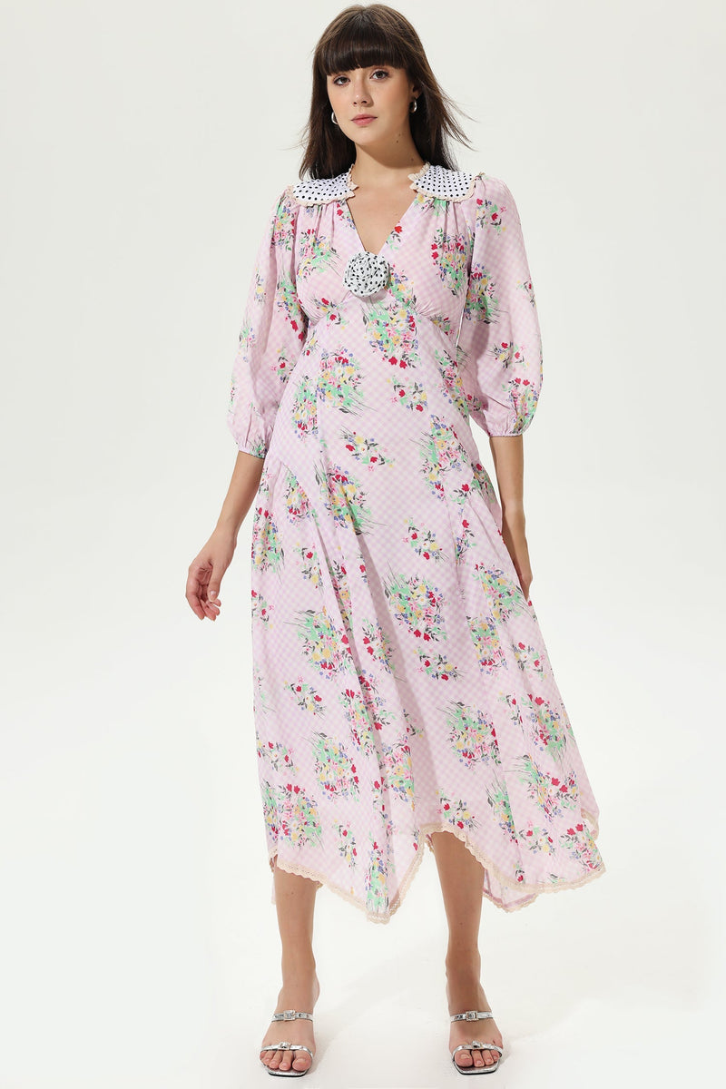 Classic Vintage Dress with a Flattering Fit