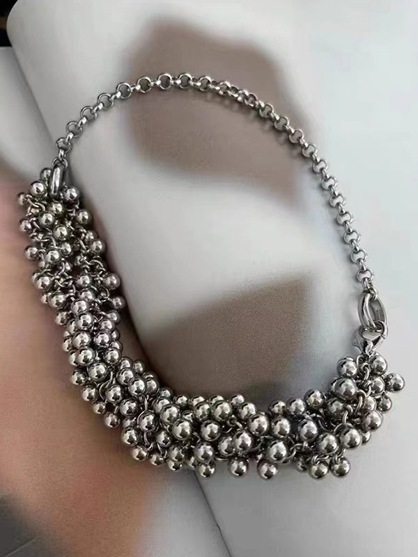 Effortlessly Elegant Garment with a Timeless Design