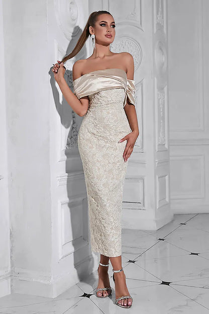 Beautifully Finished Garment in a Timeless Design