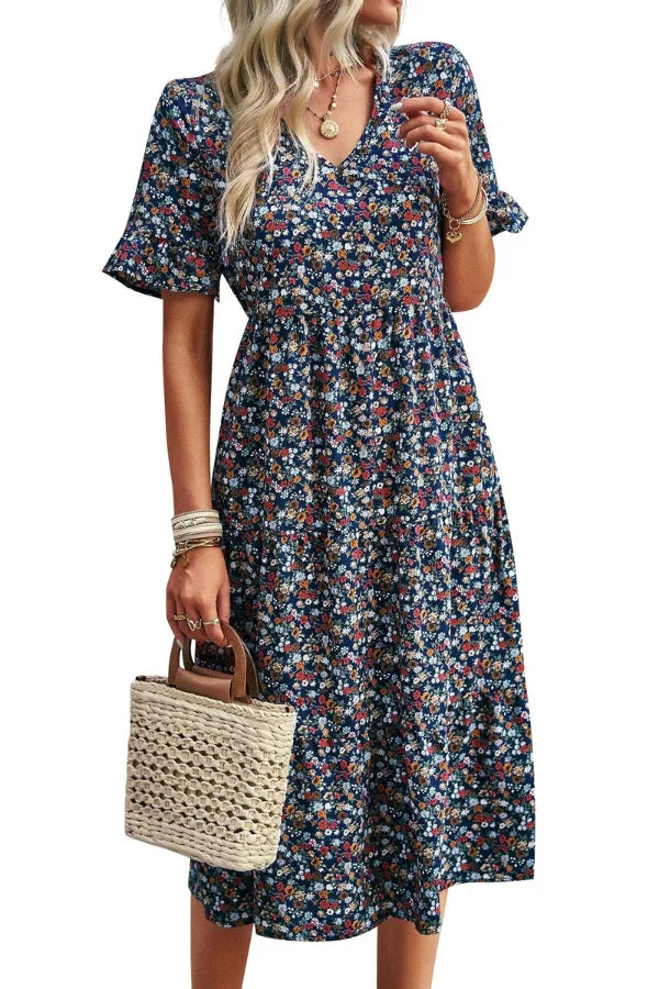 Well Tailored Dress with a Graceful Silhouette
