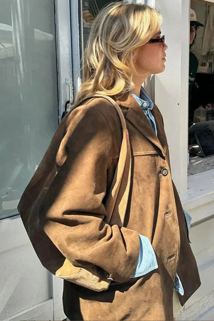 Sophisticated Garment with a Clean Classic Look