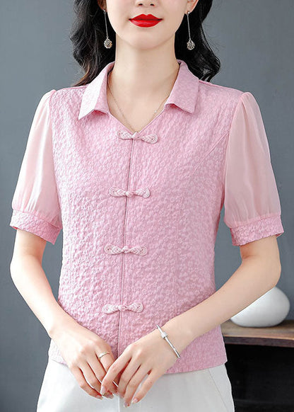 Classic Vintage Shirt with a Flattering Fit
