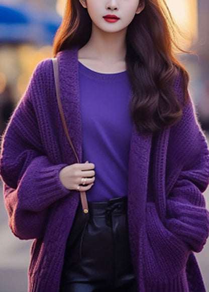 Well Tailored Cardigan with a Graceful Silhouette