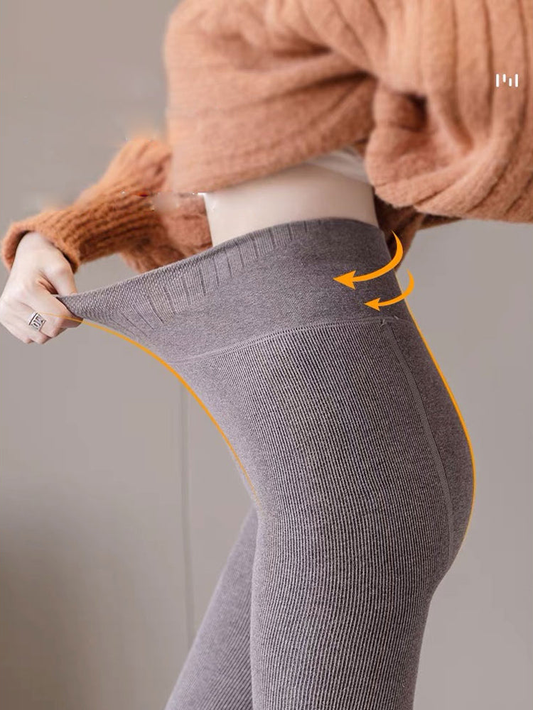 Classic Vintage Pants with a Flattering Fit