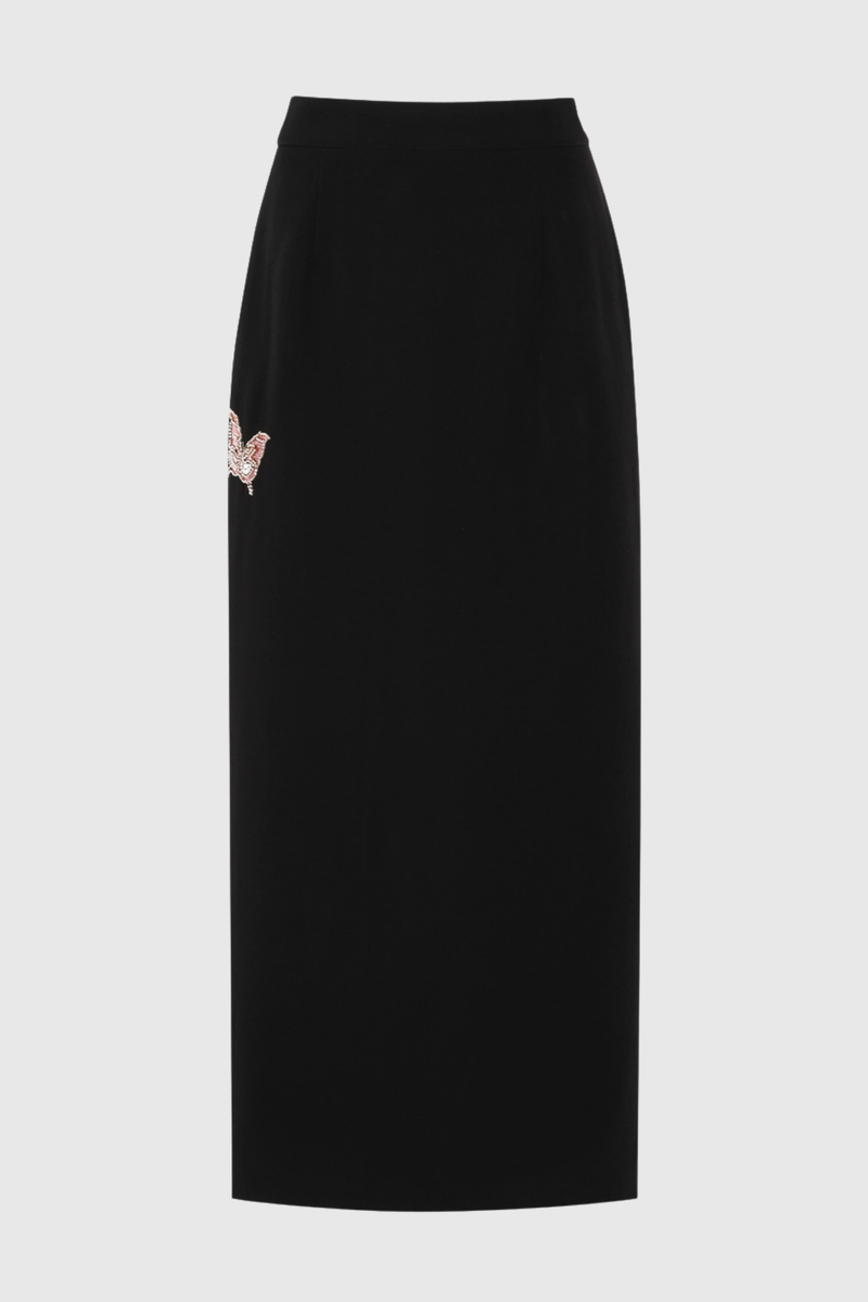 Gracefully Styled Garment for Any Occasion
