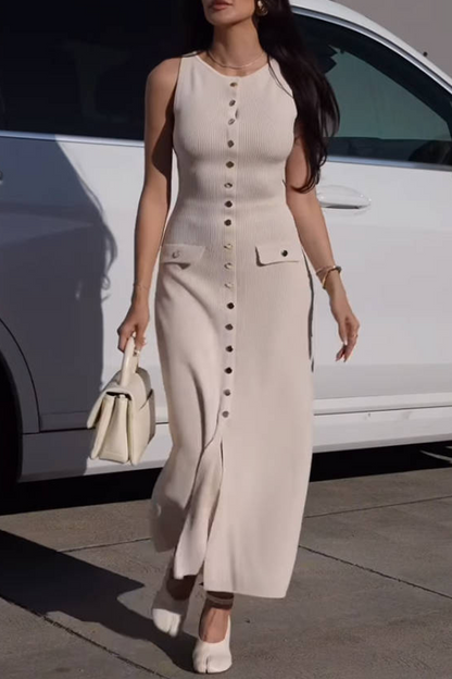 Effortlessly Elegant Dress with a Timeless Design