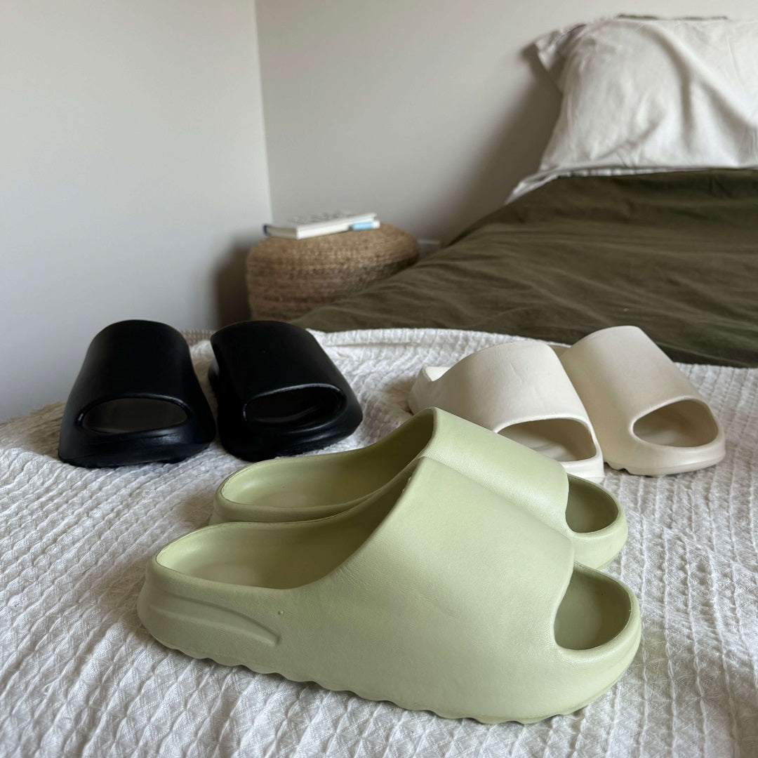 Classic Vintage Sandals with a Flattering Fit