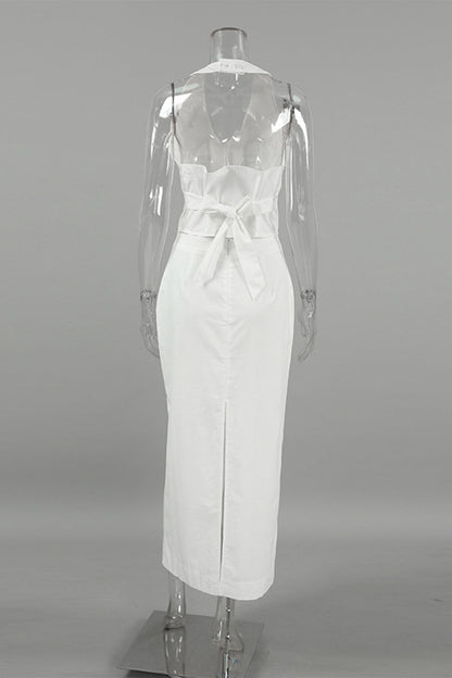 Sophisticated Garment with a Clean Classic Look