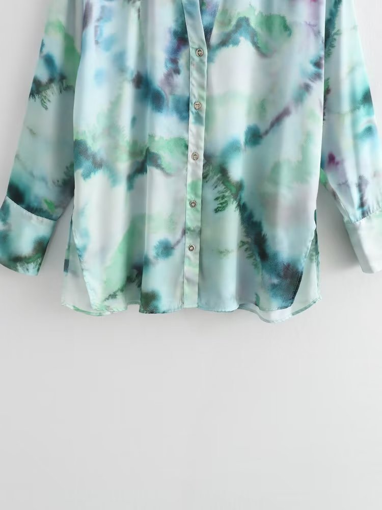 A Vintage Style Shirt with Delicate Timeless Details
