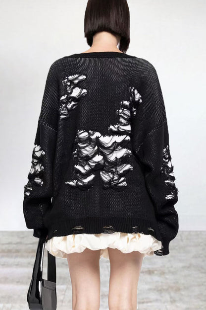 Effortlessly Elegant Sweater with a Timeless Design