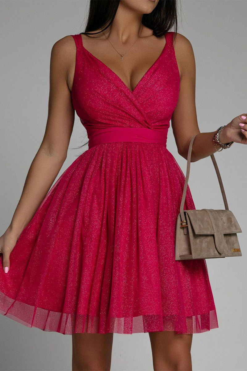 Sophisticated Garment with a Clean Classic Look