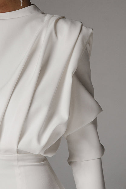 Effortlessly Elegant Dress with a Timeless Design