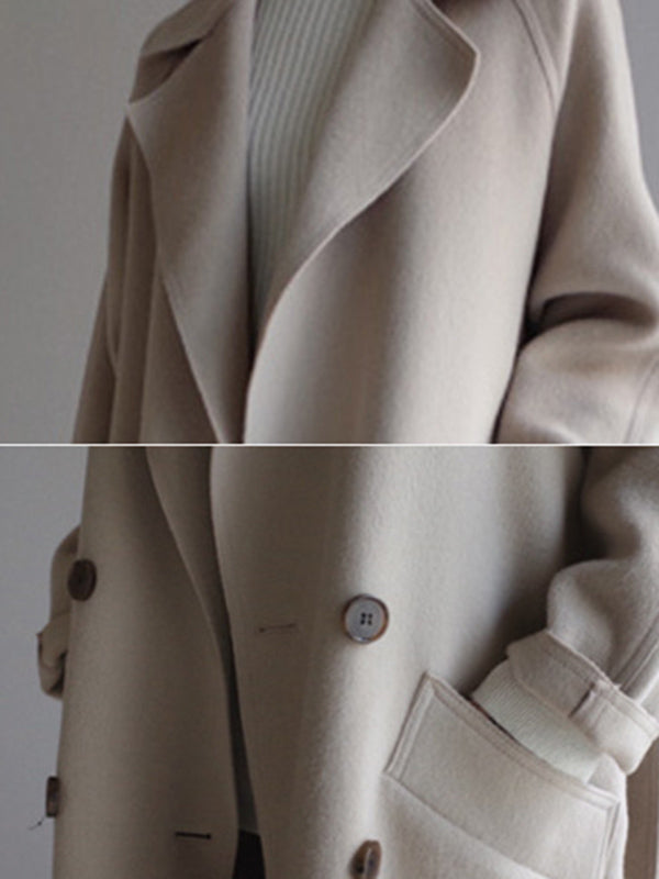 Beautifully Finished Coat in a Timeless Design