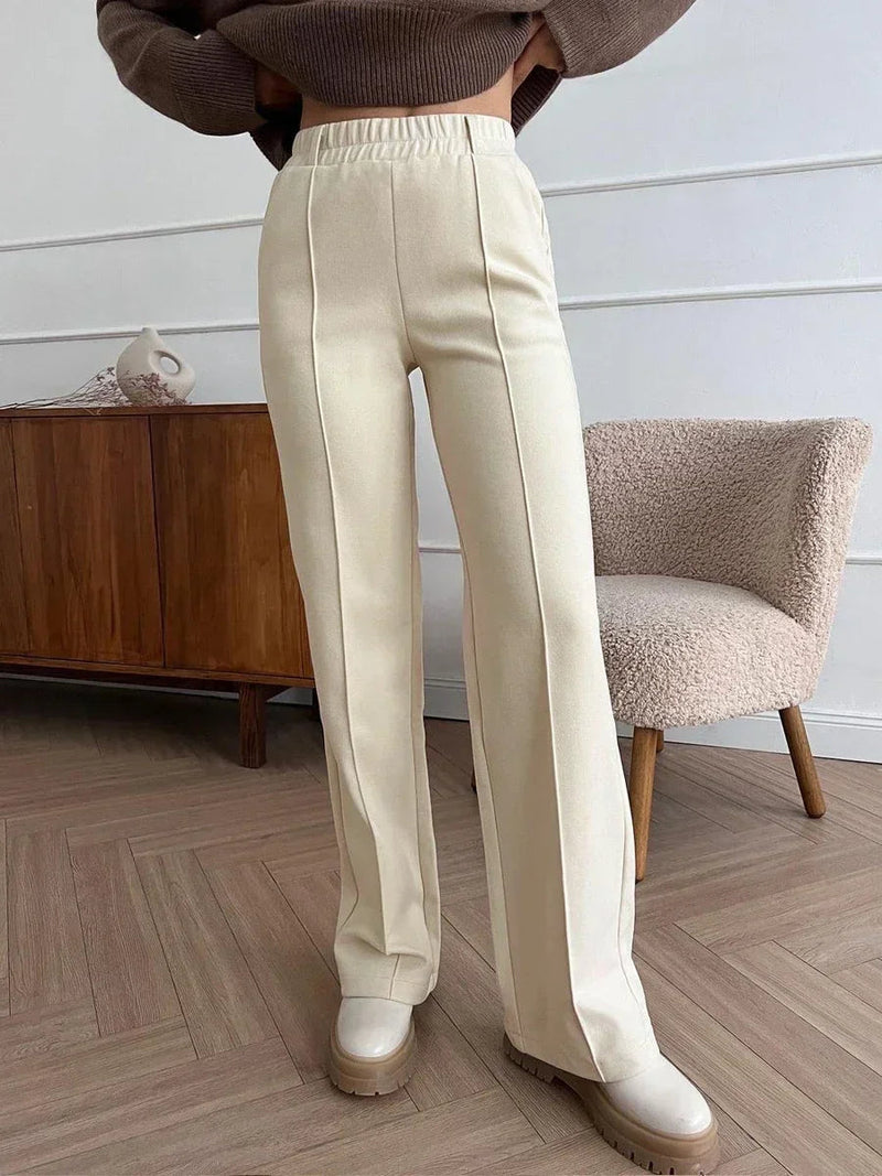 Well Tailored Pants with a Graceful Silhouette