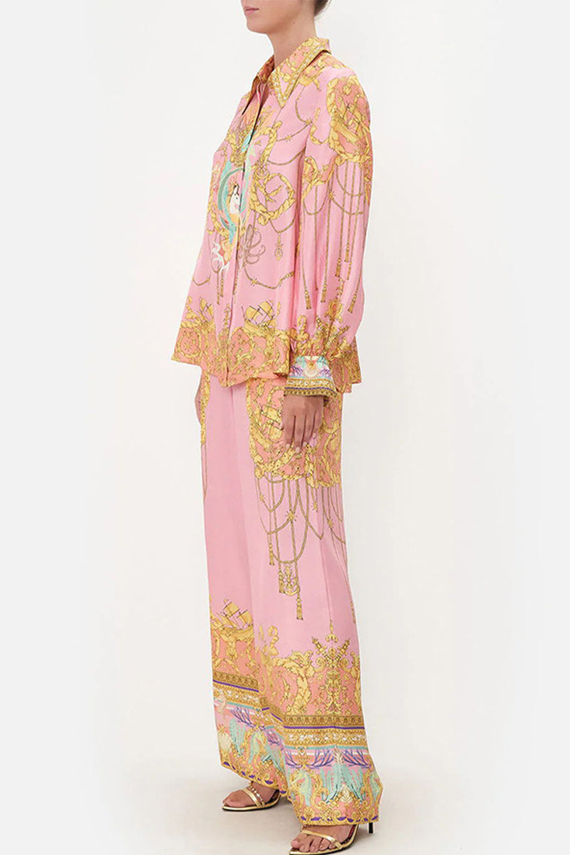 Classic Vintage Garment with a Flattering Fit