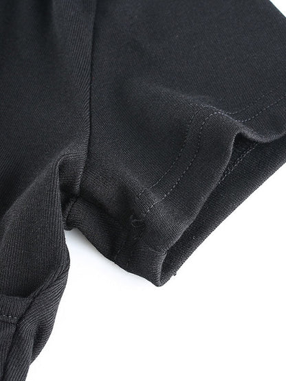 Well Tailored Top with a Graceful Silhouette