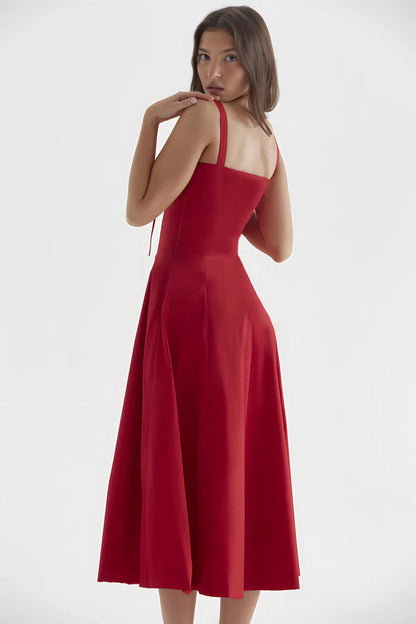 Beautifully Finished Garment in a Timeless Design
