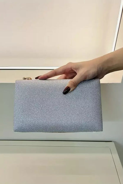 Well Tailored Bag with a Graceful Silhouette
